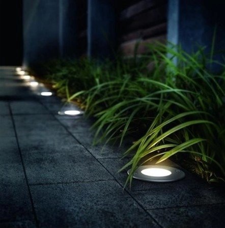 Lampa najazdowa dogruntowa LED 230V 6W 4000-4300K 600lm kąt świecenia 30° IP65